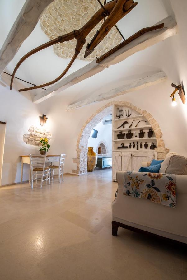 Trulli Holiday Deluxe & Wellness Alberobello Exterior foto