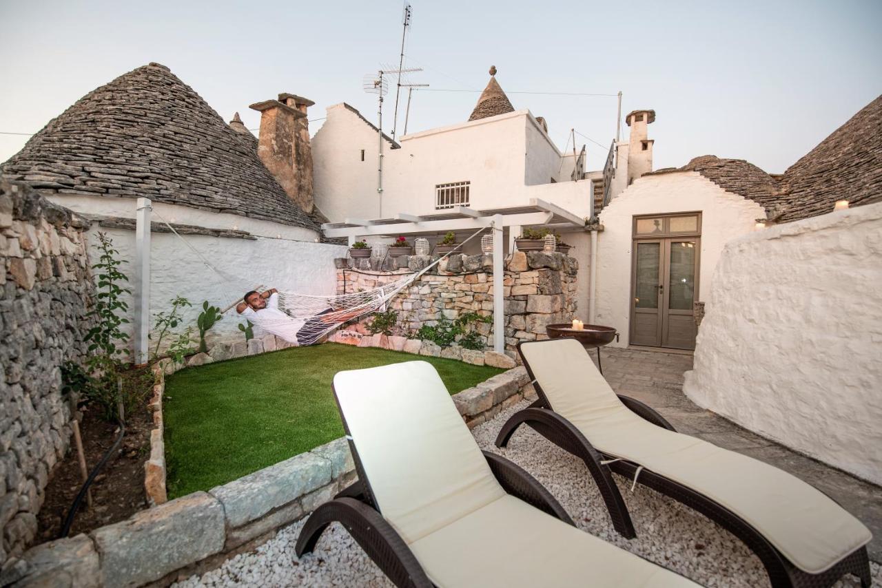 Trulli Holiday Deluxe & Wellness Alberobello Exterior foto