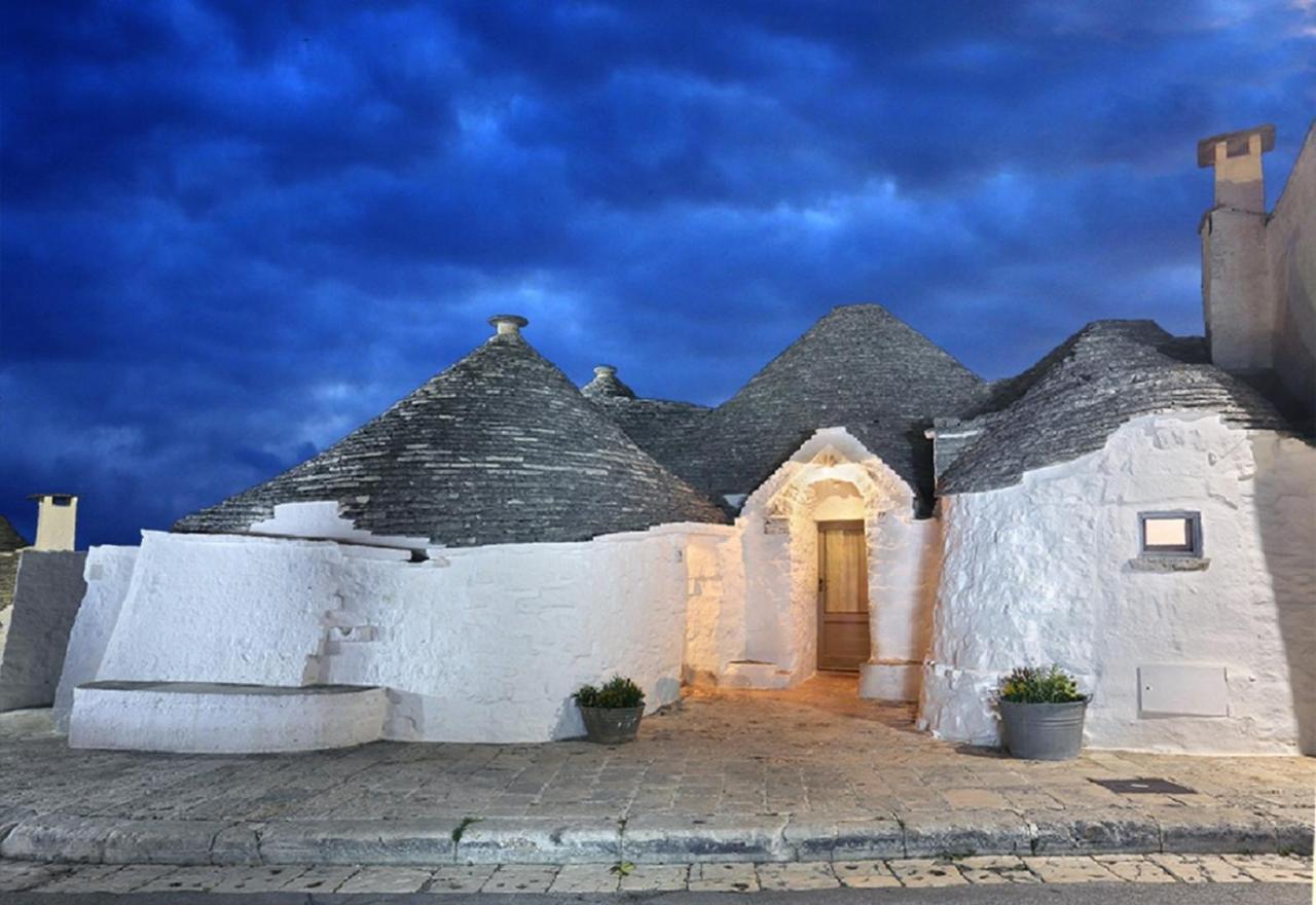 Trulli Holiday Deluxe & Wellness Alberobello Exterior foto